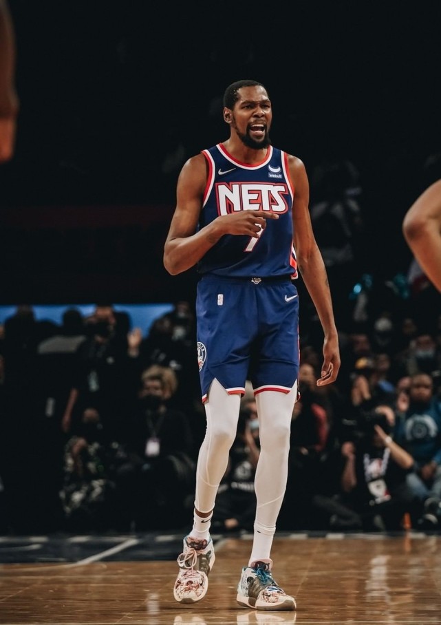 Ning在热火比赛中持续失利,锐不可当引发热议!上演精彩一战 Ning在热火比赛中持续失利,锐不可当引发热议!上演精彩一战