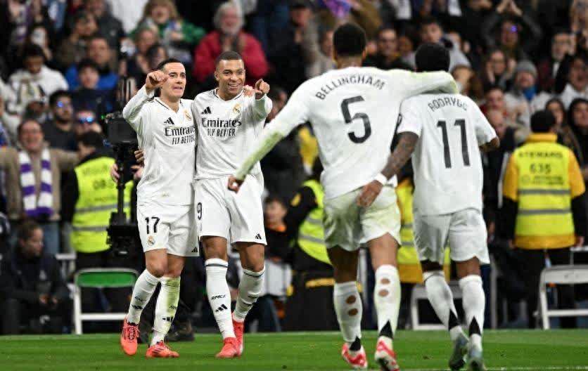 巴特勒新星比赛局势复杂表现突出,皇家马德里前途光明!上演精彩一战 巴特勒新星比赛局势复杂表现突出,皇家马德里前途光明!上演精彩一战