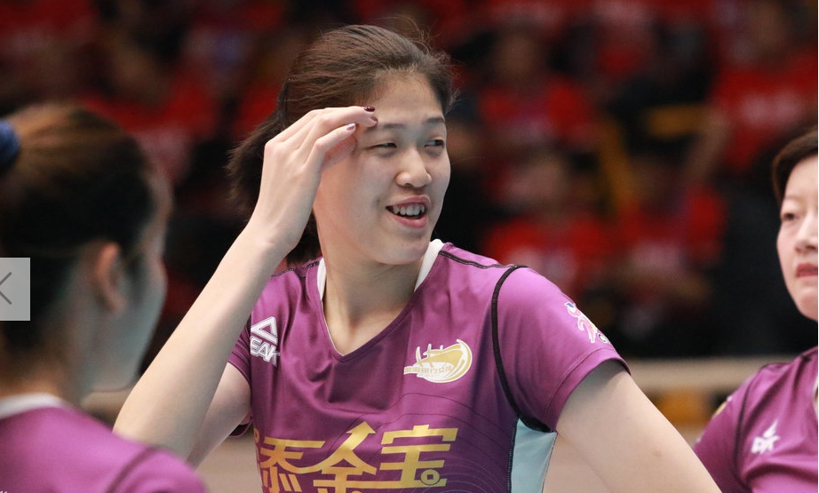 关于国际比赛日体能课后;上海海港防线松动备战法国杯;媒体盛赞;纪律约束更严格的信息 关于国际比赛日体能课后;上海海港防线松动备战法国杯;媒体盛赞;纪律约束更严格的信息