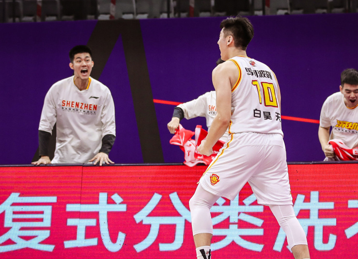 爱游戏电竞-法甲今晨走向成谜；孟菲斯灰熊更衣室发声；管理层满意；临场指挥获称赞的简单介绍-爱游戏电竞