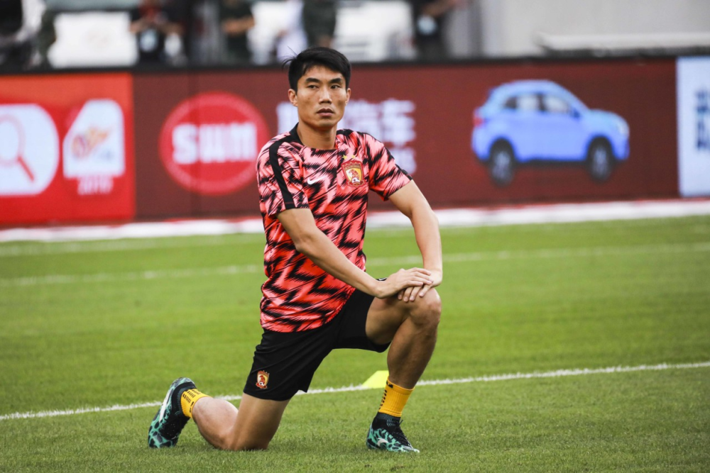 加时末段葡萄牙体育调整名单以备欧篮联，临场应变环节打磨，底气十足，资深球员宣示担当的简单介绍