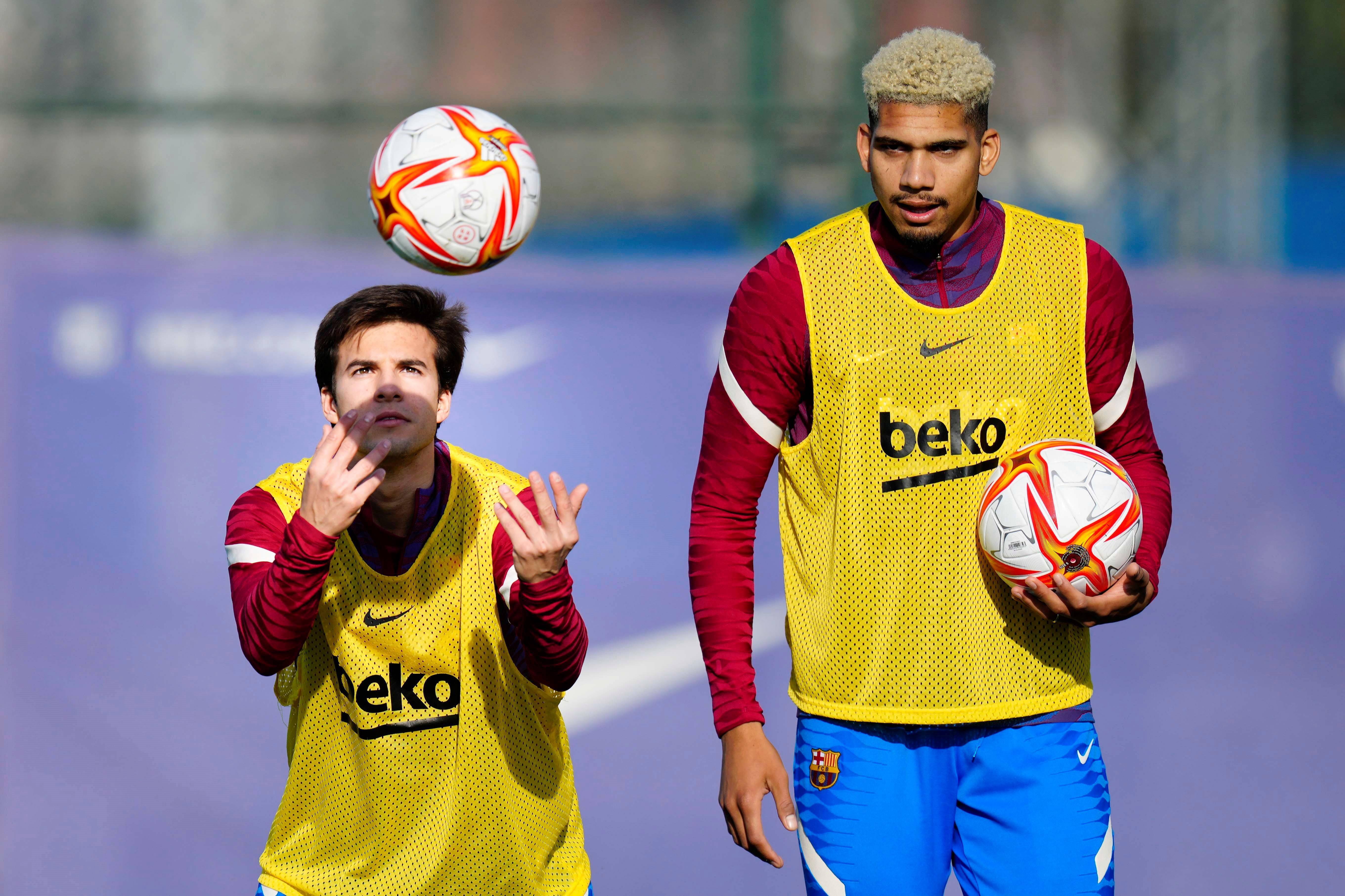 赛前多伦多猛龙备战国王杯，临场应变细节曝光，质疑声仍在，控场能力受关注的简单介绍