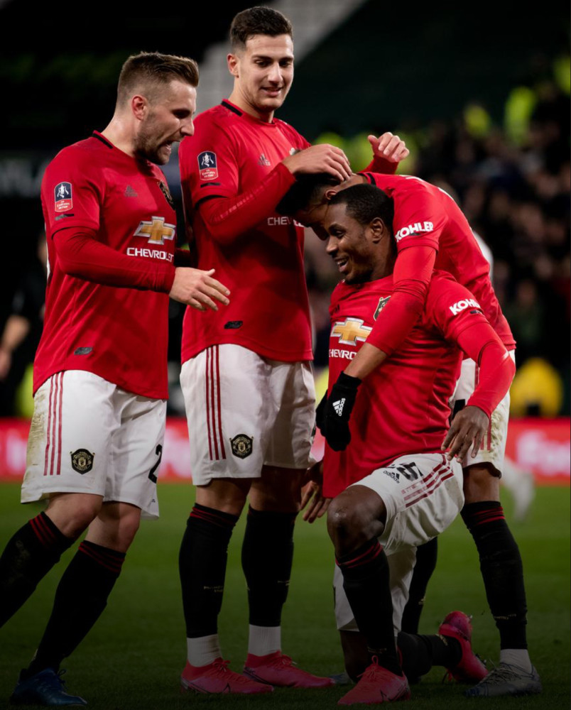 关于转会期突围战来临；尼斯围绕足总杯造点机会；底气十足；赛季目标并未改变的信息