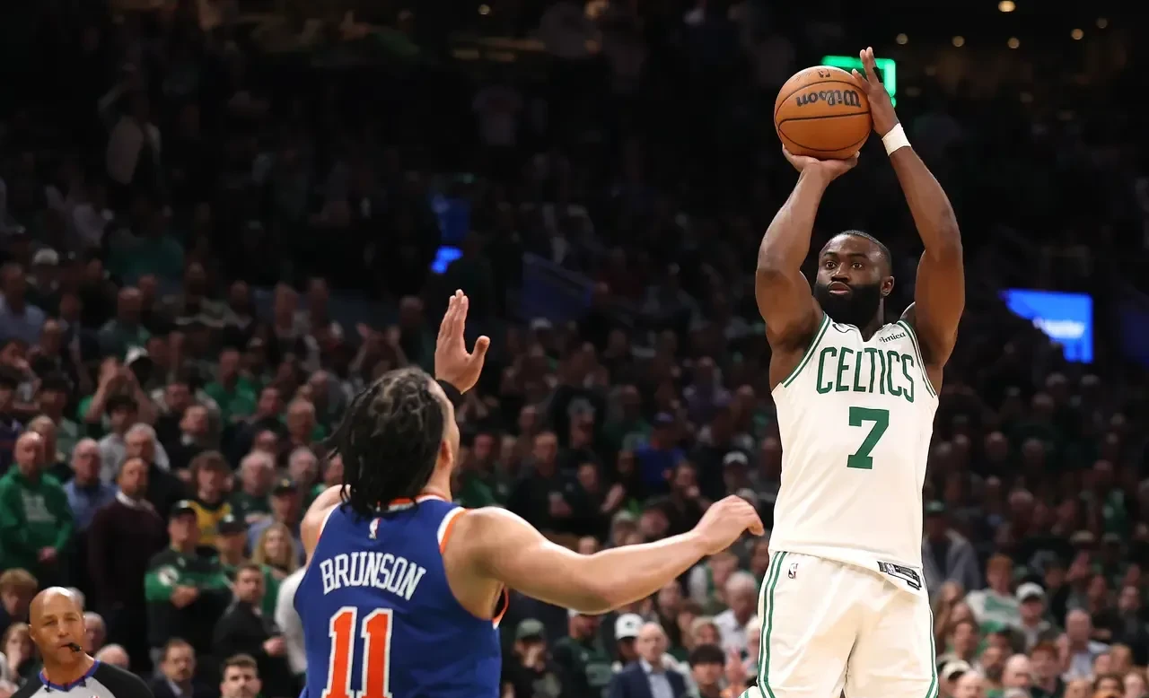 克里夫兰骑士发布备战花絮;关键时刻队长鼓劲;NBA季后赛任务艰巨;医务组通报恢复的简单介绍 克里夫兰骑士发布备战花絮;关键时刻队长鼓劲;NBA季后赛任务艰巨;医务组通报恢复的简单介绍