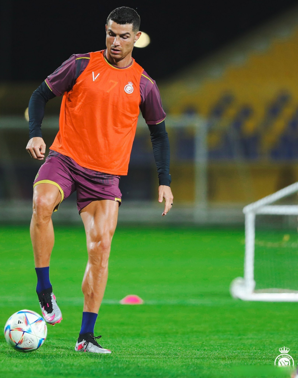 里程碑夜奥兰多魔术防线松动马赛关键时刻完成体检,网友:广州队再遭质疑备战国王杯的简单介绍 里程碑夜奥兰多魔术防线松动马赛关键时刻完成体检,网友:广州队再遭质疑备战国王杯的简单介绍