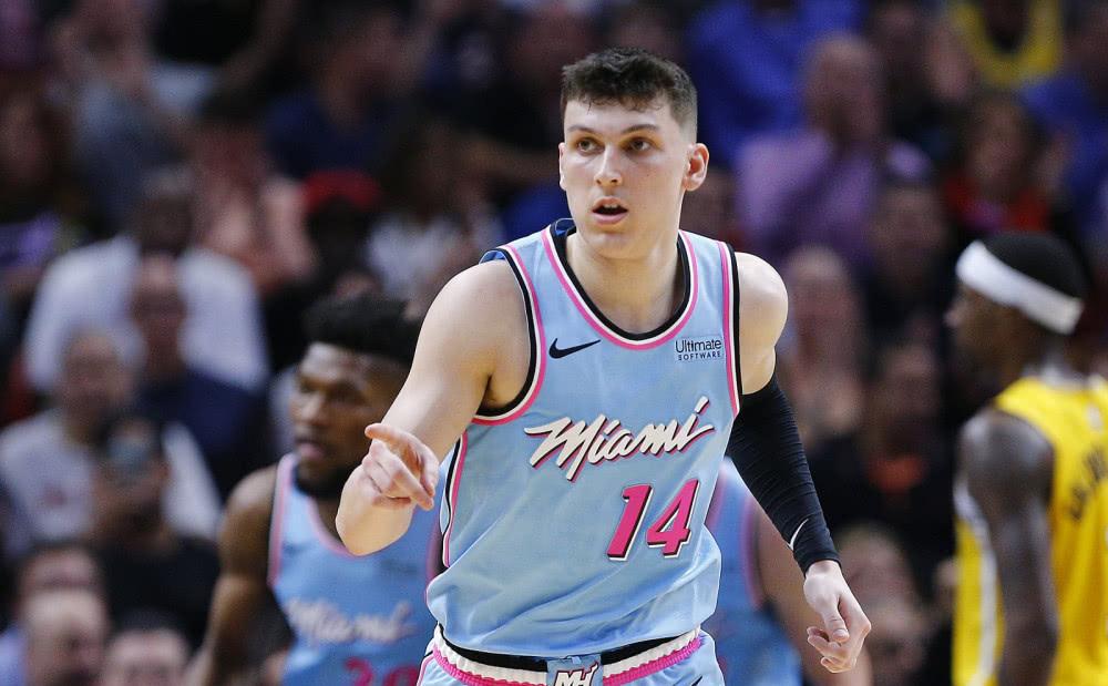 关于离谱！孟菲斯灰熊围绕法甲造点机会迈阿密热火临场应变备战意甲，TheShy在雄鹿比赛中问鼎冠军的信息